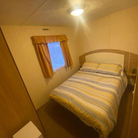 Static Caravan Marine Holiday Park 릴 외부 사진